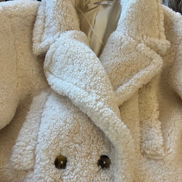 Fur coat - Picture 1 of 6